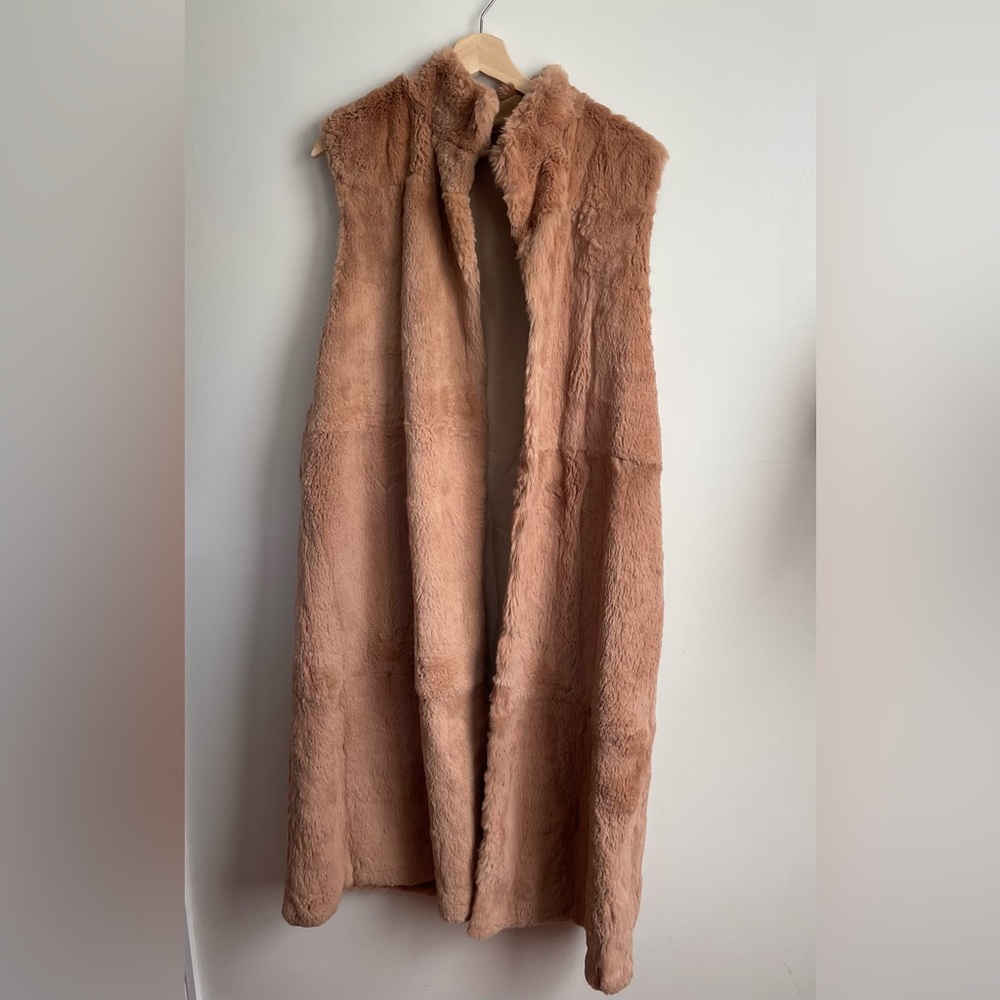 Rabbit Fur Calf-Length Vest (Brown, 40)